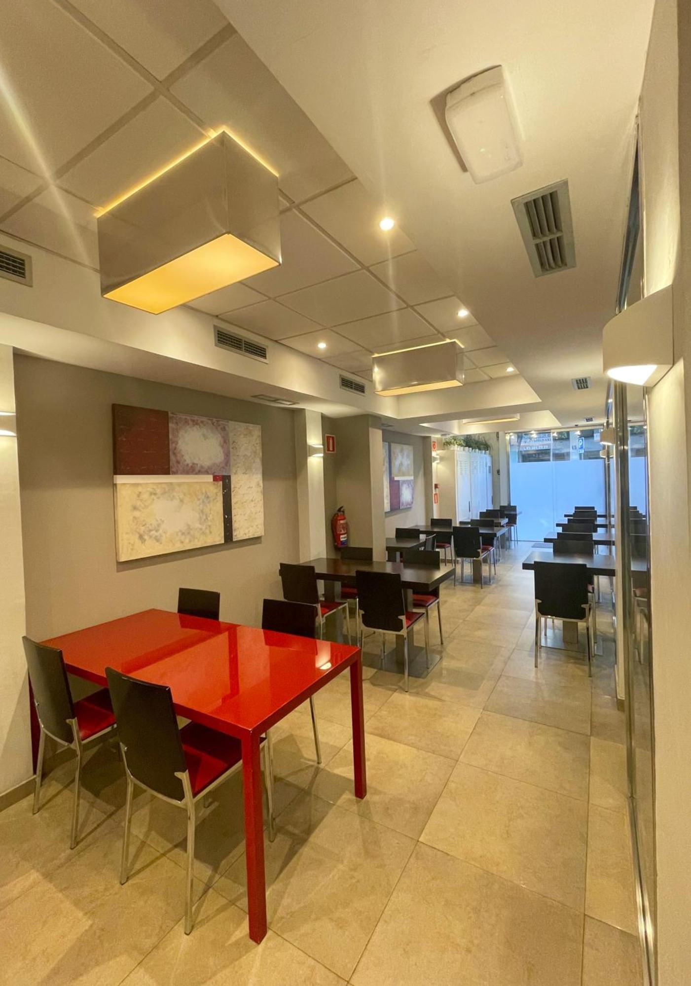 Sm Sant Antoni Hotel Barcellona
